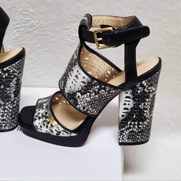 CALVIN Klein Vallin Black White Snakeskin Laser Strap Platform Block Heel Sandal - Picture 7 of 16